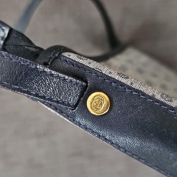 GUCCI Navy Blue Canvas Supreme Micro GG Blue Trim Crossbody Bag Authenticated - Picture 9 of 16